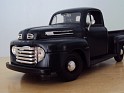 1:24 - Maisto - Ford - F1 Pick Up - 1948 - Black - Street - 0